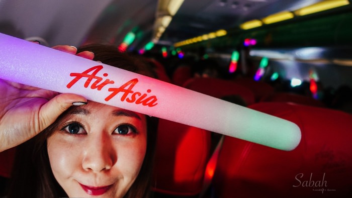 第一次搭AirAsia亞洲航空飛馬來西亞沙巴。全球唯一LINE彩繪機