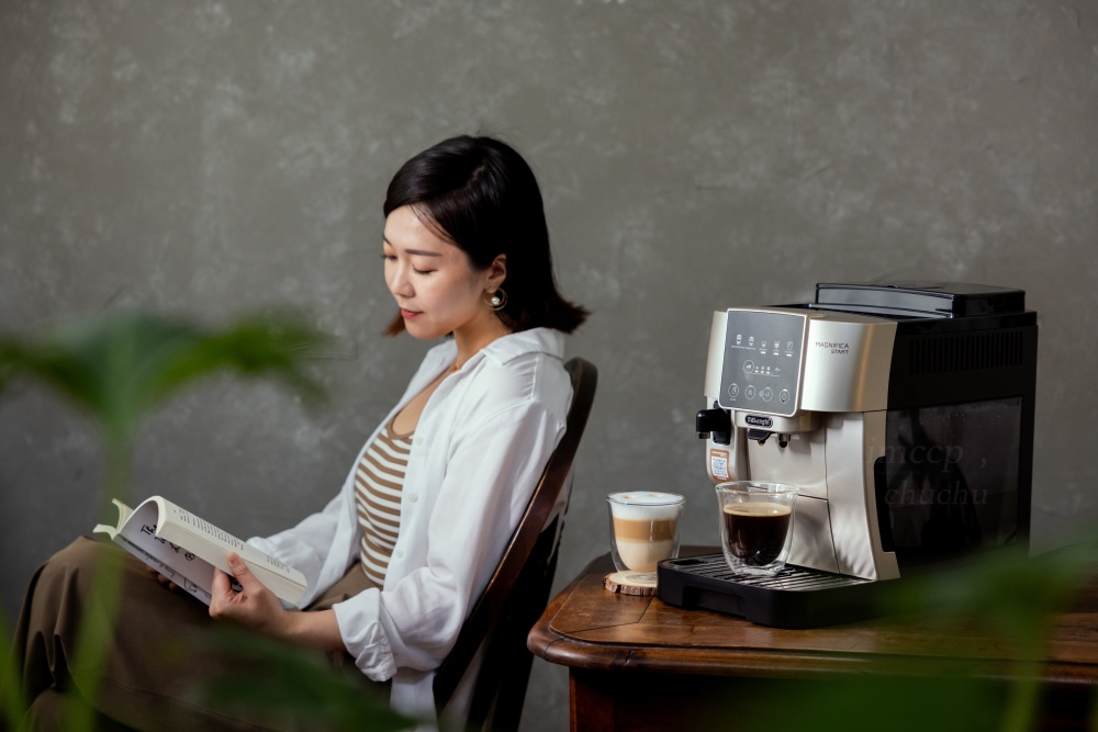新手沖咖啡初體驗！我的居家咖啡館 義大利De’Longhi全自動義式咖啡機開箱