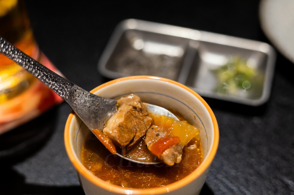 嘉義燒肉觀止晚餐食記：1500元吃牛套餐評價？全程代烤超爽吃