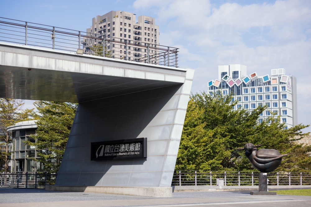 台中不開車一日遊！搭台灣好行 11 臺中時尚城中城線玩城市日常風景