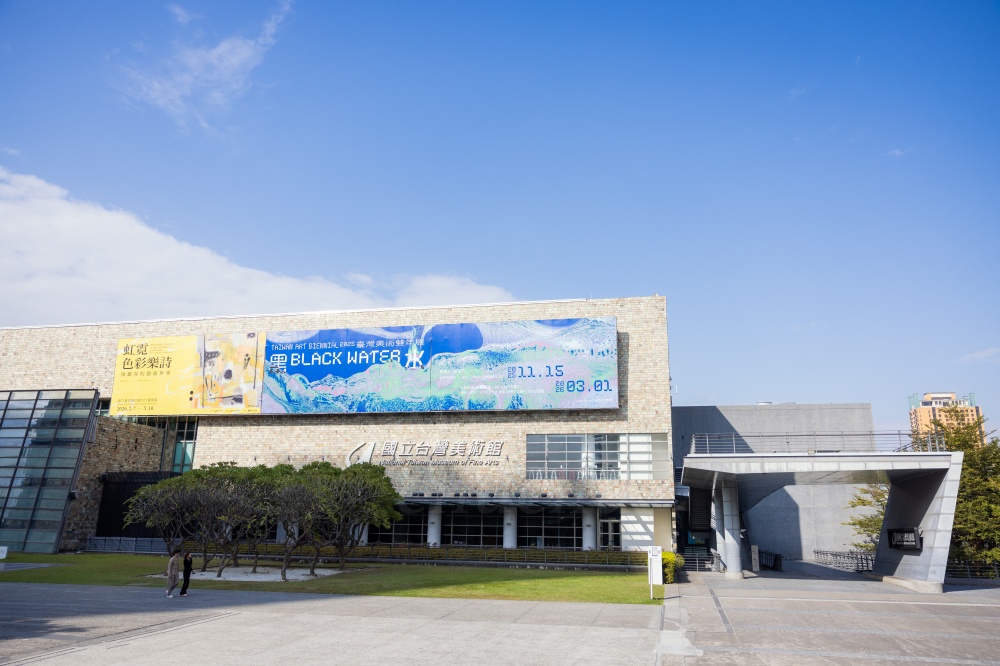 台中不開車一日遊！搭台灣好行 11 臺中時尚城中城線玩城市日常風景