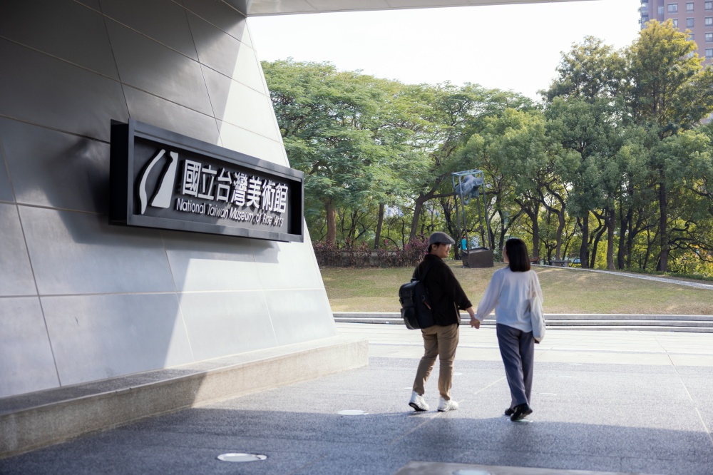 台中不開車一日遊！搭台灣好行 11 臺中時尚城中城線玩城市日常風景