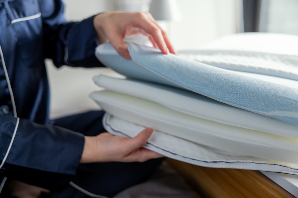 德國EMMA經典記憶枕。三種記憶棉層、可自由調整高度及軟硬度