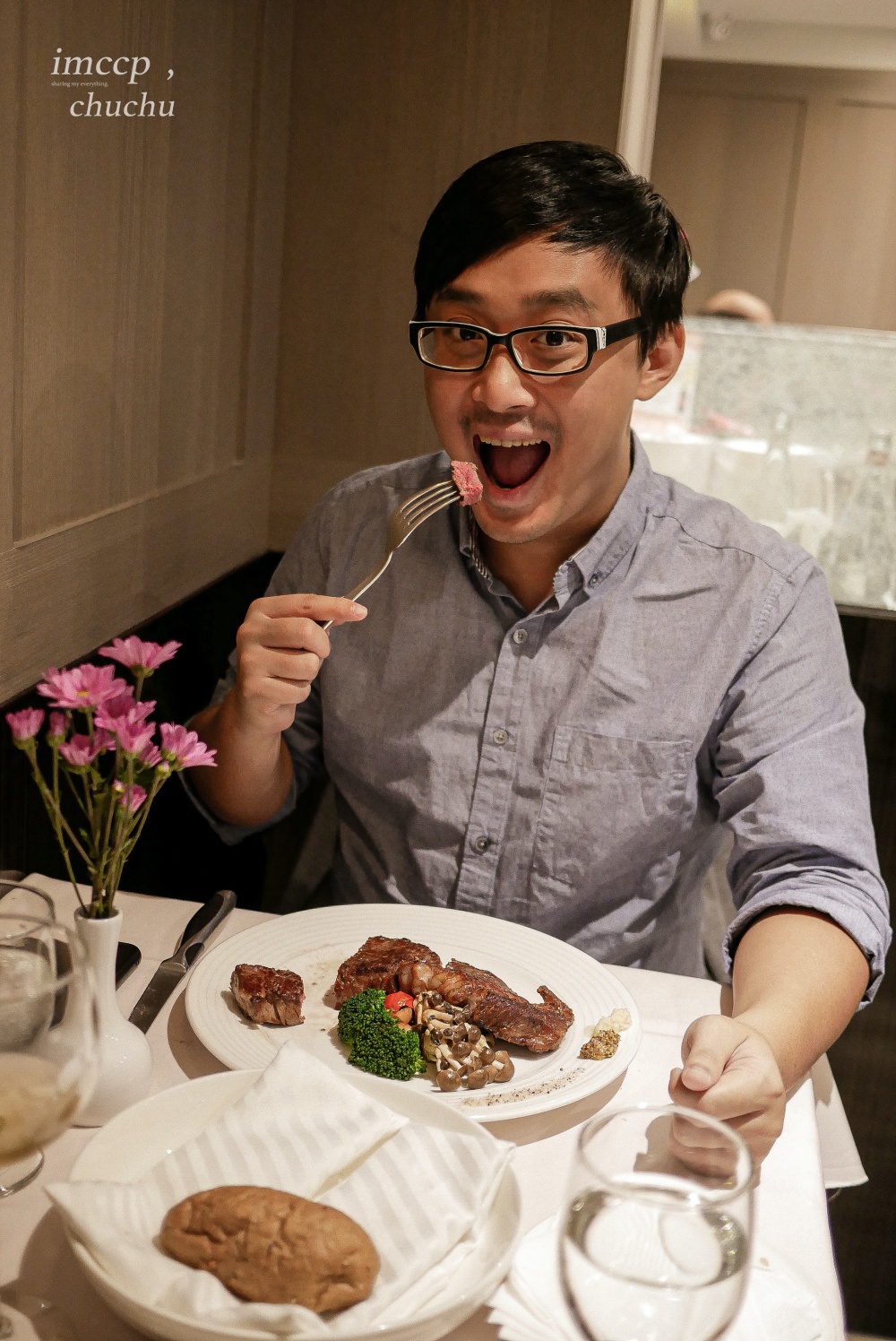 台北推薦慶生約會餐廳雅室牛排Steak Inn。老饕牛排+龍蝦一次滿足